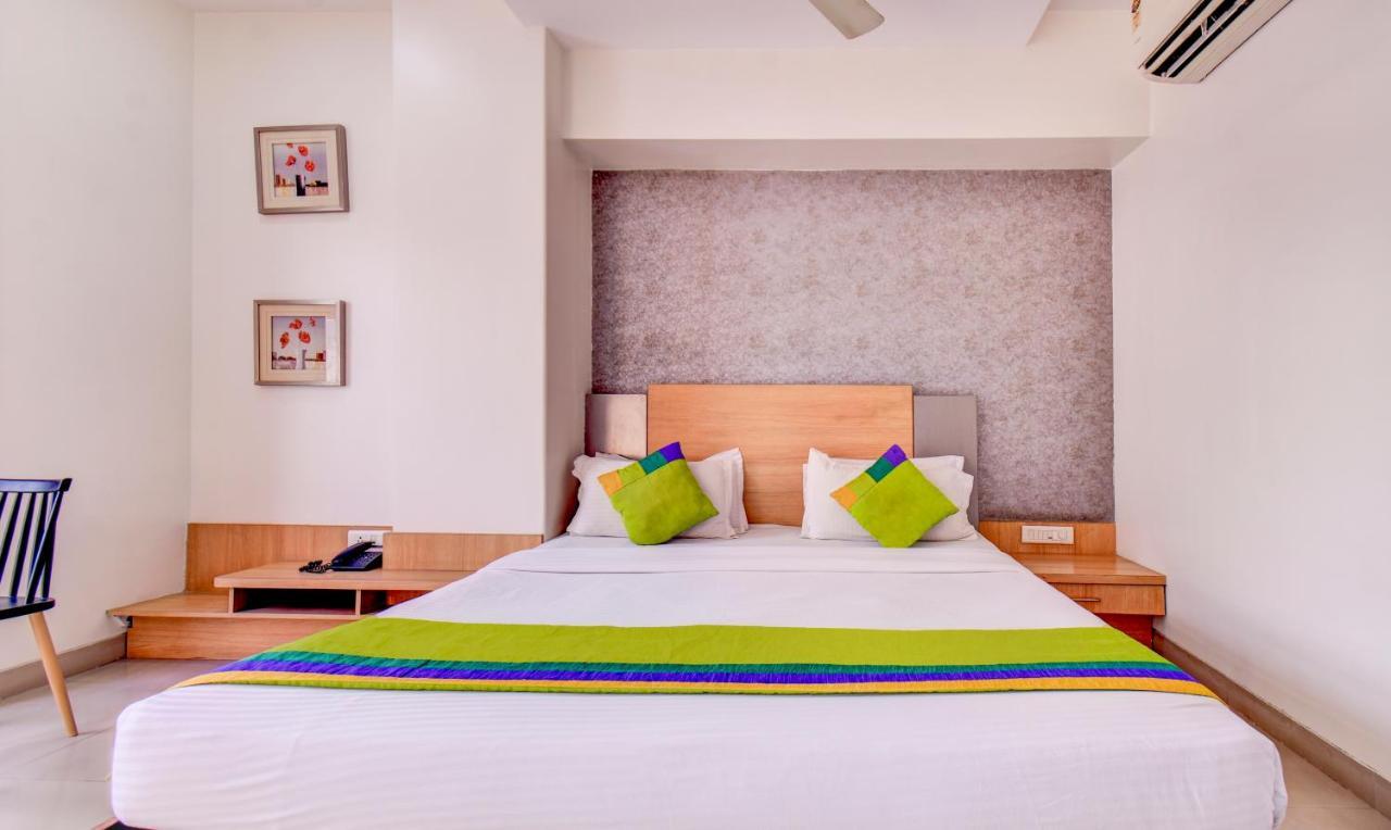 Treebo Admiral Suites New Usmanpura Aurangabad  Exterior foto