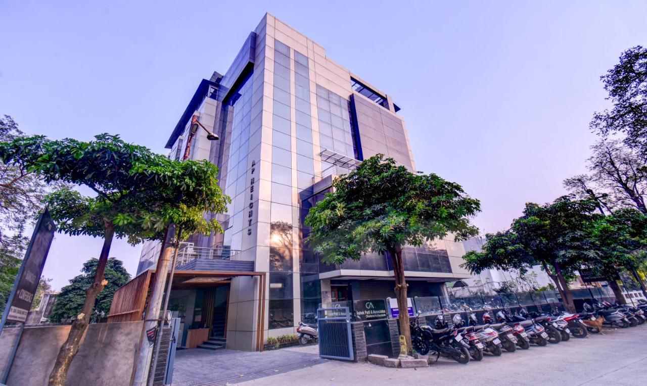 Treebo Admiral Suites New Usmanpura Aurangabad  Exterior foto