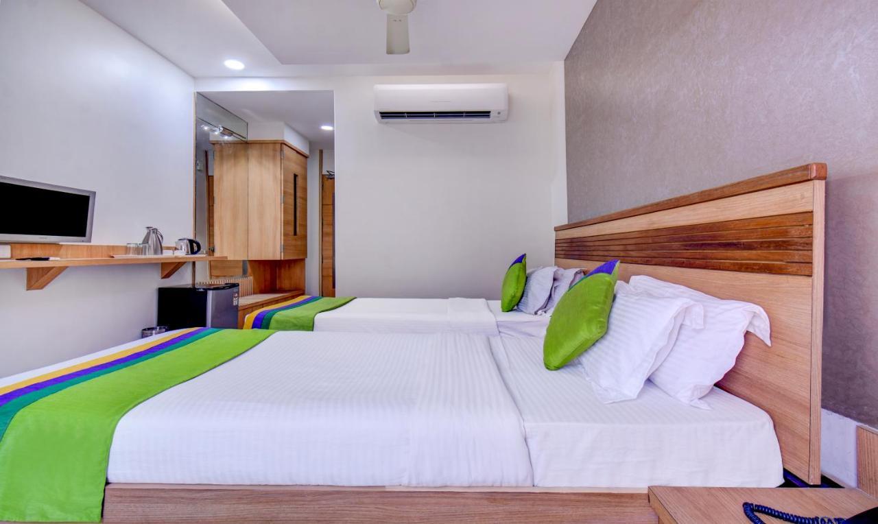 Treebo Admiral Suites New Usmanpura Aurangabad  Exterior foto