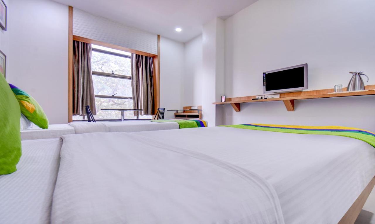 Treebo Admiral Suites New Usmanpura Aurangabad  Exterior foto