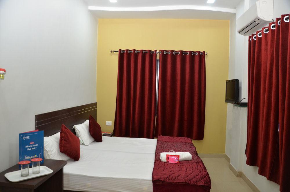 Treebo Admiral Suites New Usmanpura Aurangabad  Exterior foto